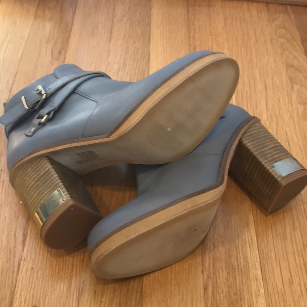 💥New!!💥TOP SHOP pale blue buckle ankle booties - Picture 5 of 8